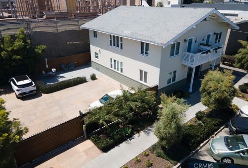 517 Linden Ave, Long Beach, CA 90802-2430