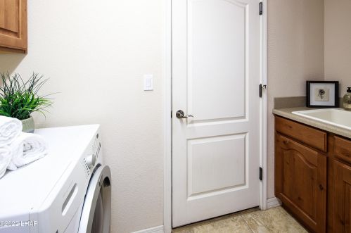 3560 Wayward Wind Dr, Lake Havasu City AZ  86406-6360 exterior