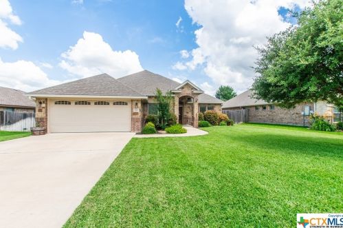 3308 Ten Bits Dr, Morgans Point, TX 76513-1066