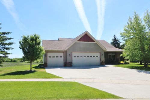 1411 Karnis Dr, Alex, MN 56308-5178