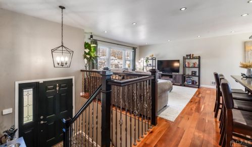 14 Albemarle Rd, East Brunswick NJ  08816-4213 exterior