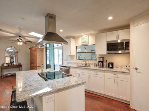 207 Cobia Ct, Sebastian FL  32976-2558 exterior