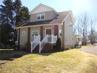 200 Summit St, Penn, PA 15675-9509