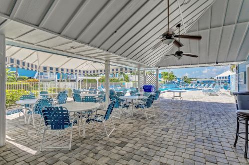 1221 Ocean Dunes Cir, Jupiter FL  33477-9150 exterior