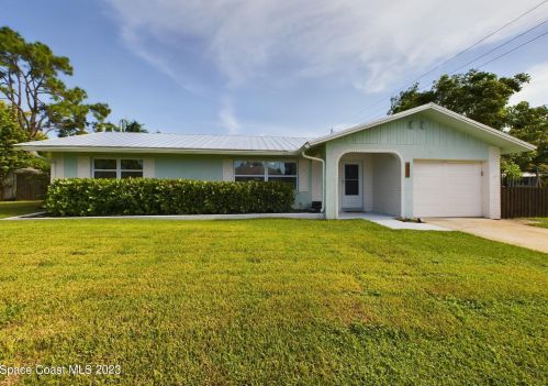 602 Chesser Ave, Sebastian, FL 32958-4266