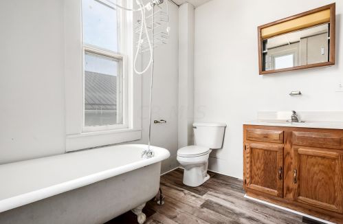 1001 Beatty Ave, Cambridge OH  43725-1921 exterior