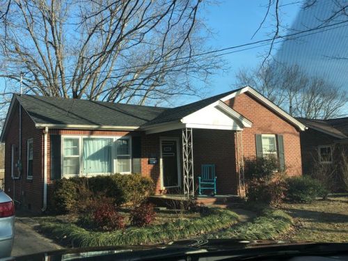 319 Irvan St, Murray, KY 42071-2386