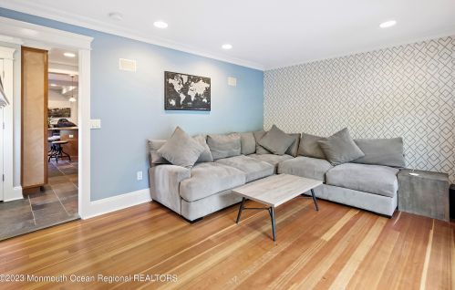 100 Branch Ave, Tinton Falls NJ  07701-2204 exterior