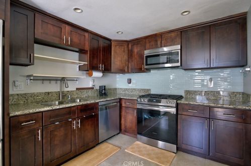 21233 Cottonwood Ln, Walnut CA  91789-3332 exterior
