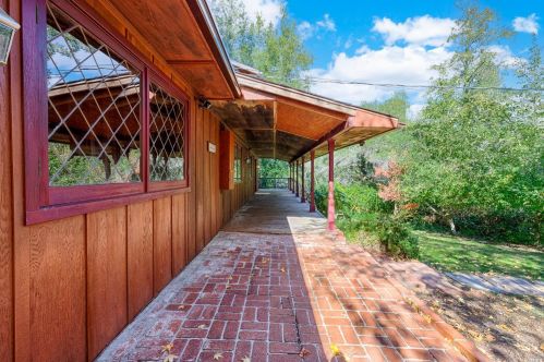 3932 Harrison Grade Rd, Sebastopol CA  95472-9359 exterior