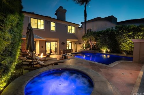 641 Avenue C, Redondo Beach, CA 90277-4840