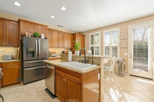40357 Logan Ct, Temecula CA  92591-7507 exterior
