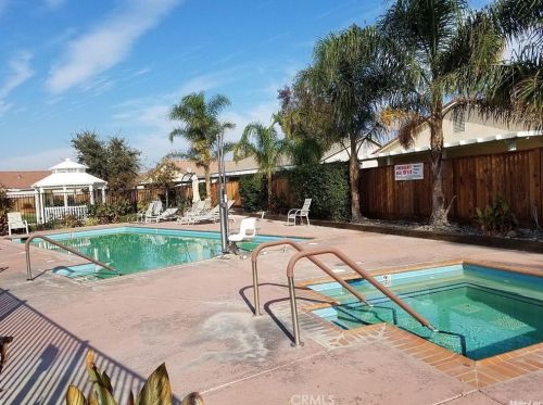 2994 La Vina Cir, Los Banos CA  93635-9497 exterior