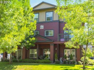 22828 Forest Creek Dr, Sherwood OR  97140-9699 exterior