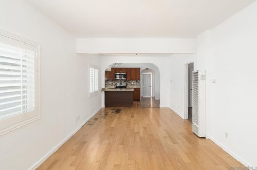 3257 L St, San Diego CA  92102-4332 exterior