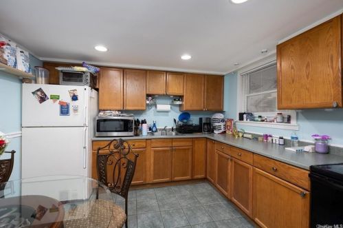 26 Mountain View Dr, Mahopac NY  10541-3808 exterior