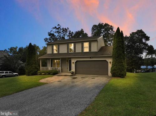 46 Kelsey Dr, Schuylkill Haven, PA 17972-9719
