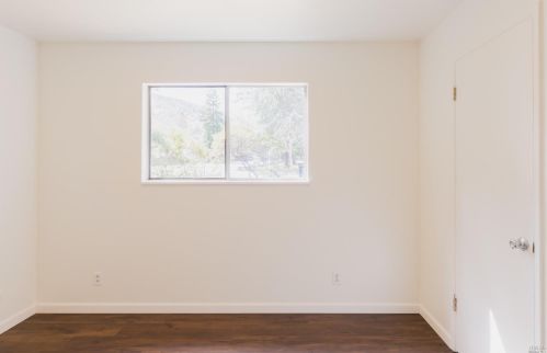 810 Walnut Ave, Ukiah CA  95482-3703 exterior