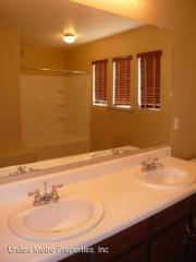 3032 Cavalry Dr, Phoenix AZ  85086-3215 exterior