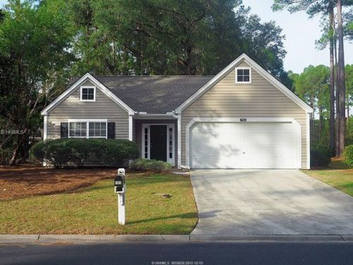 703 Farm Lake Dr, Bluffton, SC 29910-5870