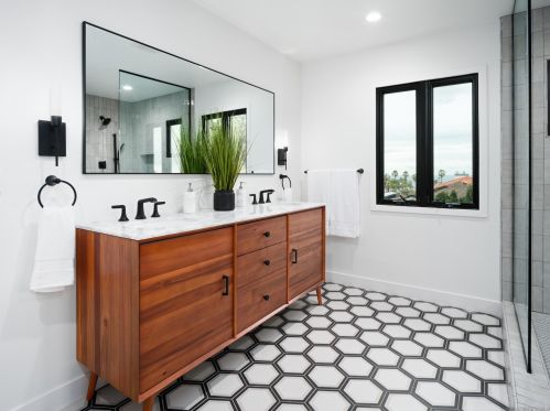 4525 Alhambra St, San Diego CA  92107-4018 exterior