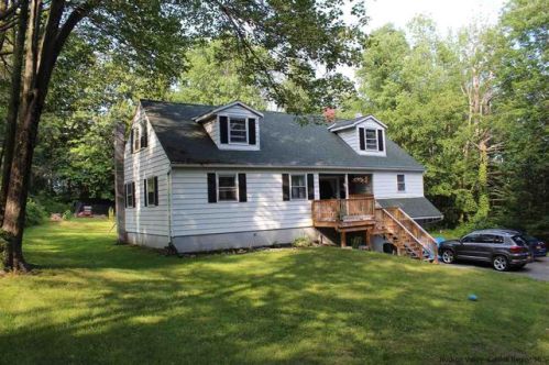 90 Bostock Rd, Shokan, NY 12481-5400