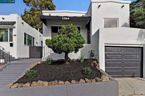 1394 31st St, Oakland, CA 94602-1017