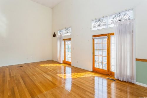 505 Longacre Ave, Woodsburgh NY  11598-2307 exterior