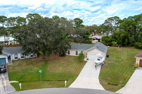 1997 Swift Ave, Port Saint Lucie, FL 34953-8004