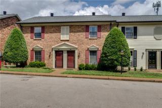 132 Academy Sq, Nashville, TN 37210-2054