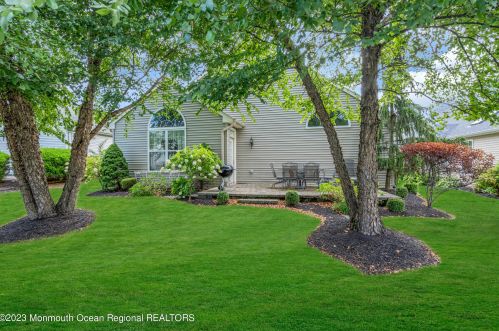 432 Monticello Ln, Lakewood NJ  08701-5790 exterior