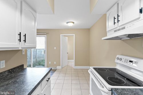 41 Forest Creek Dr, Dover DE  19904-6516 exterior