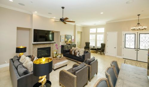 10709 Goldsborough Cir, Valley Home CA  95361-7648 exterior