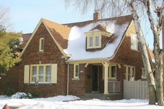 3234 Quincy Ave, Milwaukee, WI 53207-2720