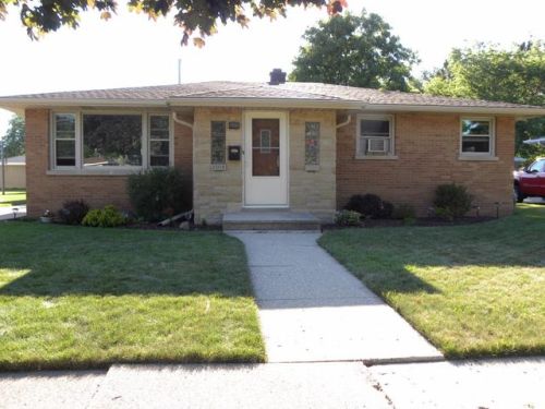 2308 22nd Ave, Kenosha, WI 53140-1709