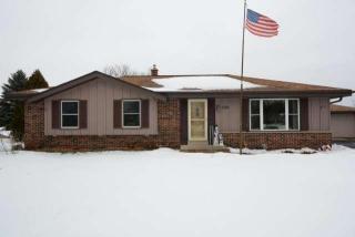 8320 96th Ct, Milwaukee, WI 53224-2774