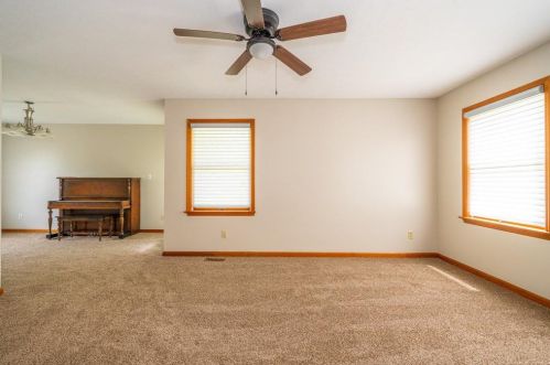 3076 Pekin Rd, Springboro, OH 45066-7434