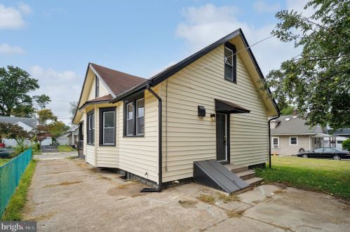 1954 49th St, Camden NJ  08110-2958 exterior