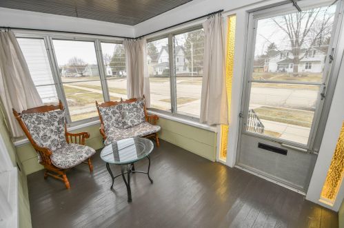 278 West St, Juneau, WI 53039-1119