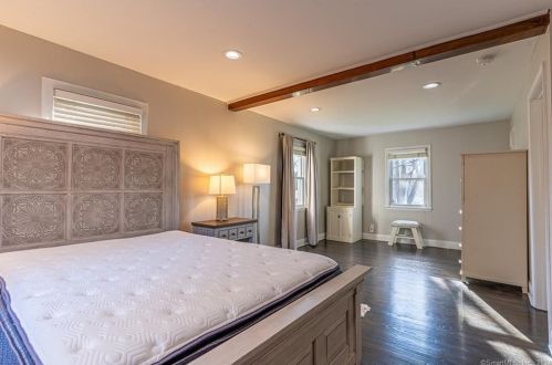 242 Plains Rd, Milford CT  06461-2422 exterior