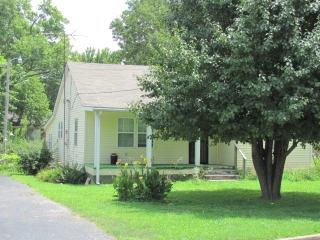 1118 Hatchie St, Brownsville, TN 38012-3430