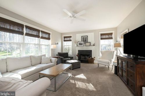 962 Marshall Dr, Pottstown PA  19465-7888 exterior