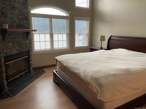 93 Woods Rd, Greenwood Lake NY  10925-4404 exterior