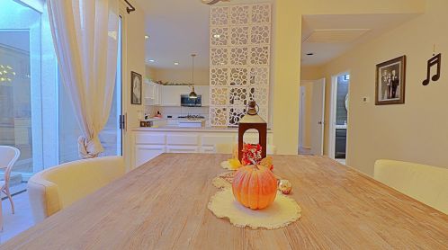 84 Lake Shore Dr, Rancho Mirage CA  92270-4054 exterior