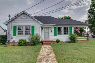 323 8th Ave, Columbia, TN 38401-2861