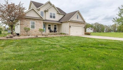 8751 Woodhaven Rd, Johnstown, OH 43031-8901