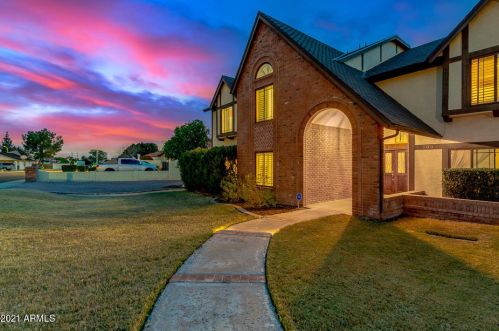908 Creston, Mesa, AZ 85213-5426