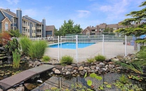 17 Lear Ct, East Brunswick NJ  08816-1863 exterior