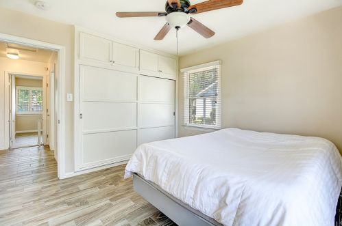 6928 Yellowstone Dr, Riverside CA  92506-3927 exterior