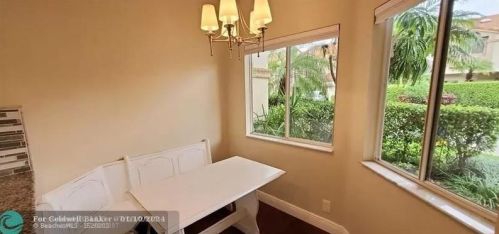 6823 Via Regina, Boca Raton FL  33433-3956 exterior